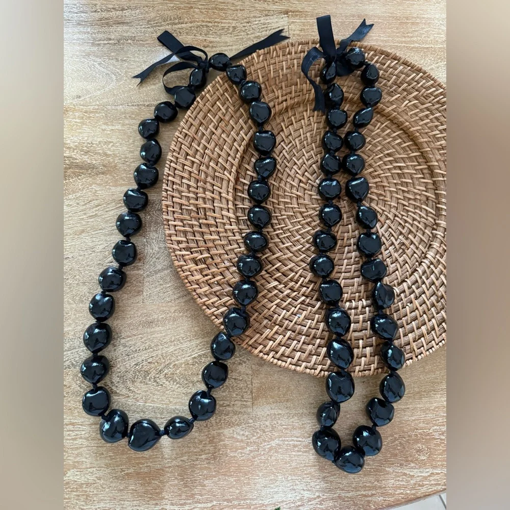 NWT Kukui Nut Lei Necklace - Black - The Hawaiian